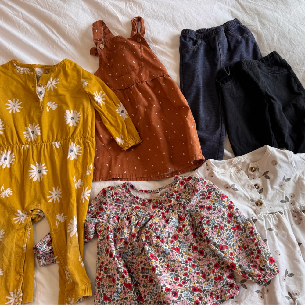 Baby Gir 6-12 mos bundle hm, baby gap, petite liem, carters